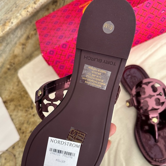 New Tory Burch miller sandals Merlot color size 6.5 - Picture 5 of 7